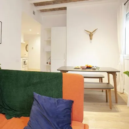 Apartment Chic Ramblas Barcelona